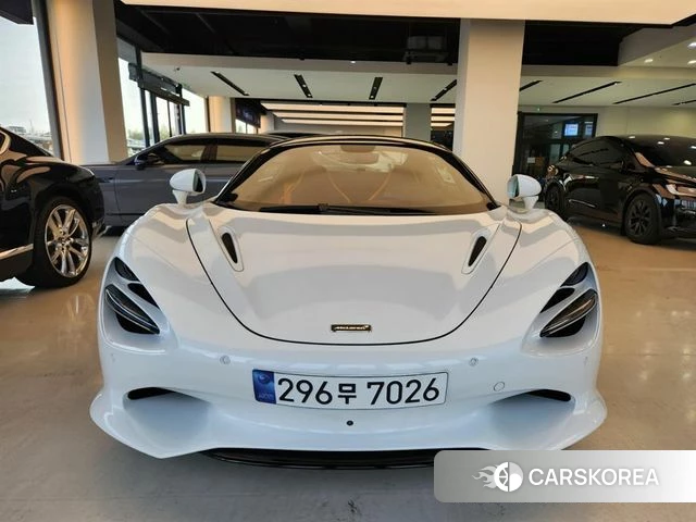 McLaren 750S 2024 Белый из Кореи