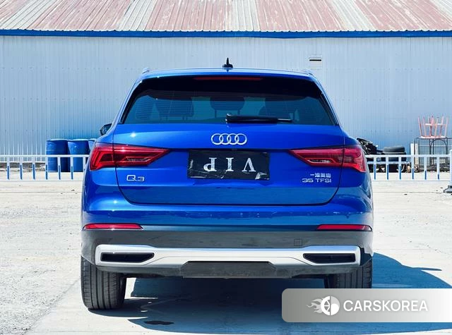 Audi Q3 2022 Синий из Китая