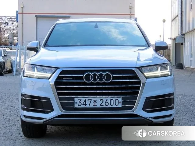 Audi Q7 (4M) 2019 Белый из Кореи
