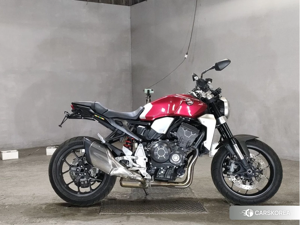 Проданный Honda CB1000R 2019 из Японии