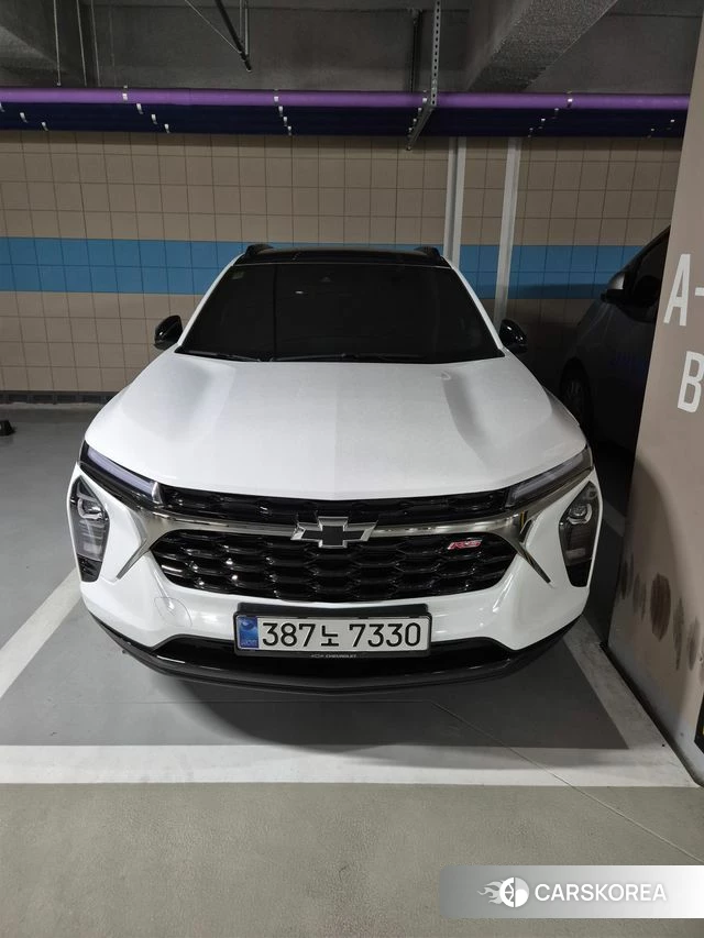 Chevrolet (GM Daewoo) Trax Crossover 2025 Белый из Кореи