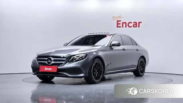 Mercedes-Benz E-Class W213 2019 Серый из Кореи
