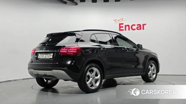 Mercedes-Benz GLA-Class X156 2018 Черный из Кореи