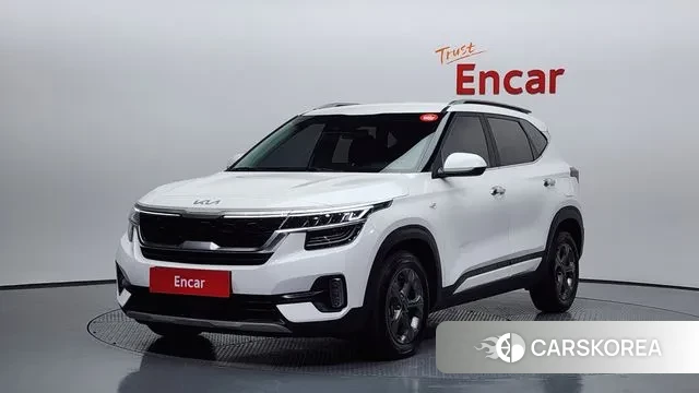Kia Seltos 2022 Белый из Кореи