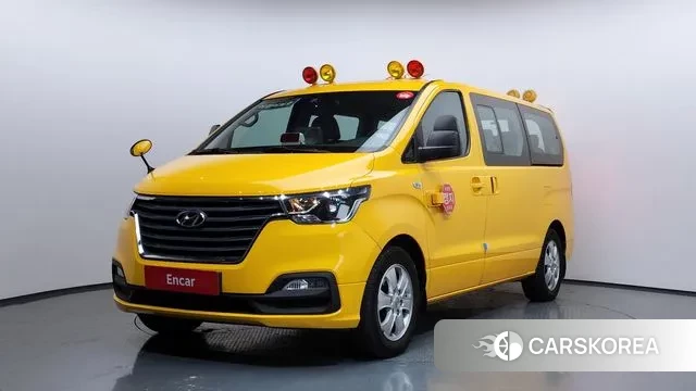 Hyundai The New Grand Starex 2019 Желтый из Кореи