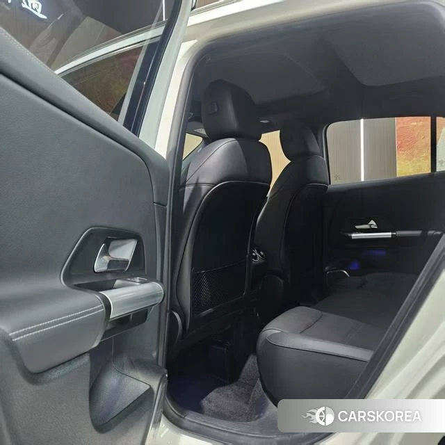 Mercedes-Benz GLA 2022 Белый из Китая