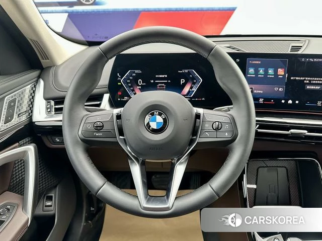BMW X1 2024 Черный из Китая