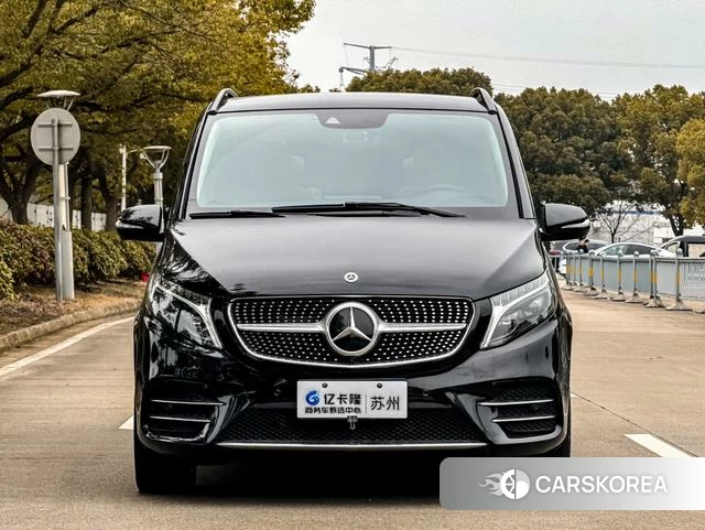 Mercedes-Benz V-class 2023 Черный из Китая