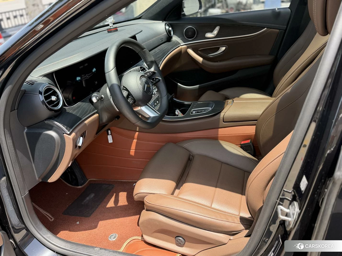 Mercedes-Benz E-class 2021 Черный из Китая