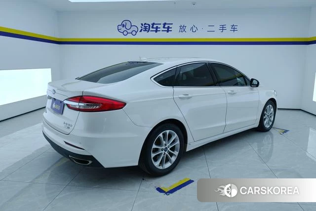 Ford Mondeo 2022 Белый из Китая