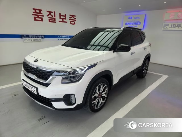 Kia Seltos 2019 Белый двухцветный из Кореи