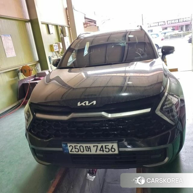 Kia Sportage 5th Generation Hybrid 2023 Черный из Кореи