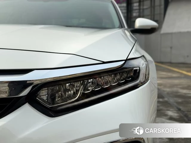 Honda Yingshipai 2021 Белый из Китая