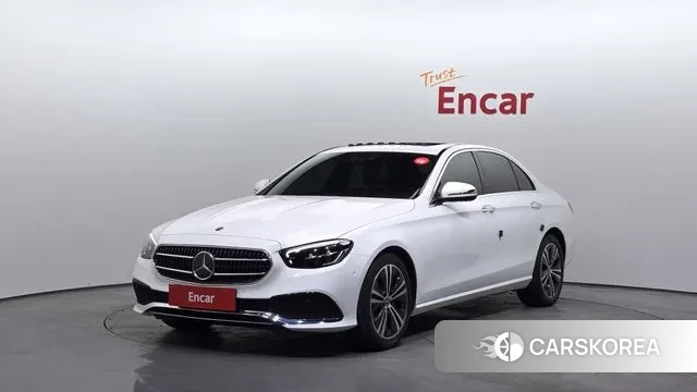 Mercedes-Benz E-Class W213 2021 Белый из Кореи