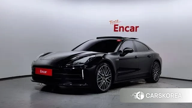 Porsche Panamera (972) 2024 Черный из Кореи