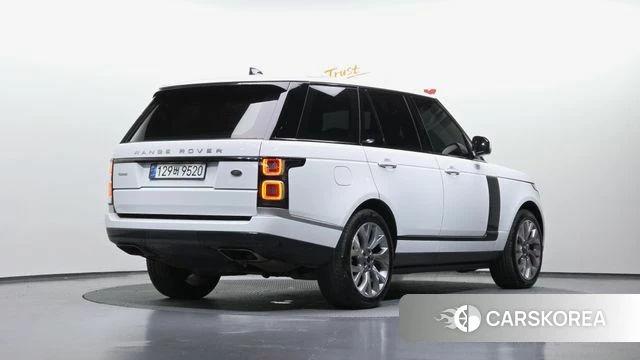 Land Rover Range Rover 4th Generation 2020 Белый из Кореи