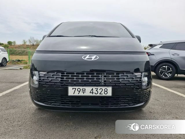 Hyundai Staria 2022 Черный из Кореи