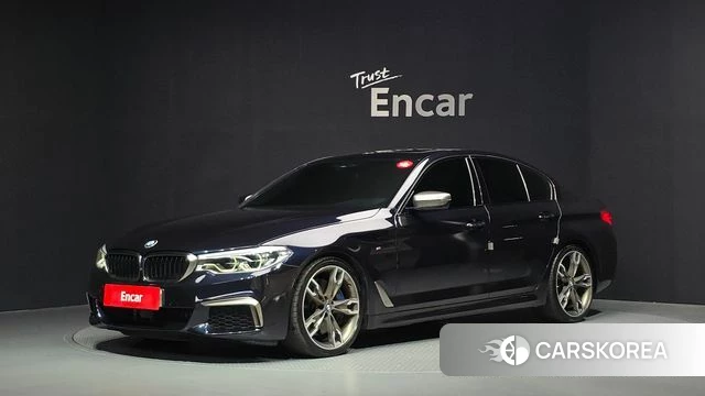 BMW 5 Series (G30) 2018 Черный из Кореи