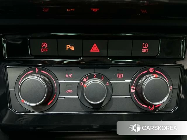 Jetta VS7 2023 Черный из Китая