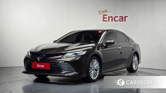 Toyota Camry (XV70) 2018 Коричневый из Кореи