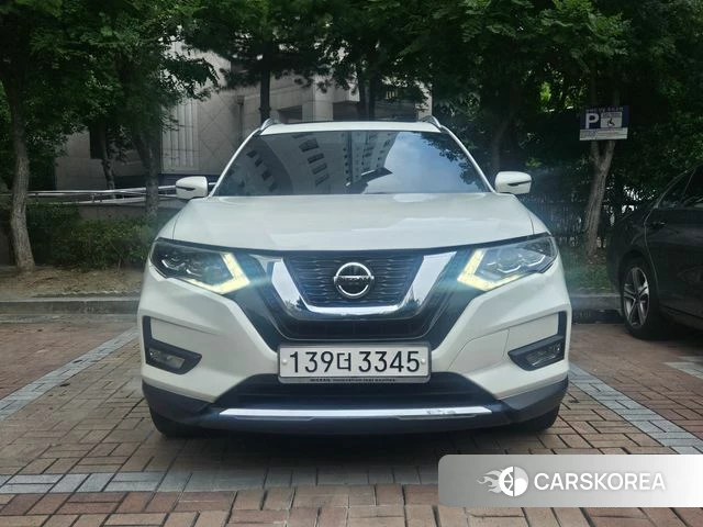 Nissan X Trail 2018 Белый из Кореи