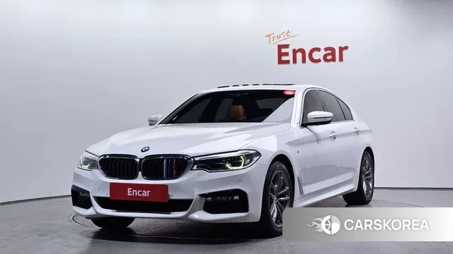 BMW 5 Series (G30) 2018 Белый из Кореи