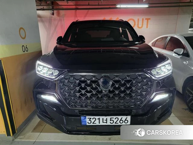 Ssangyong Rexton New Arena 2023 Черный из Кореи