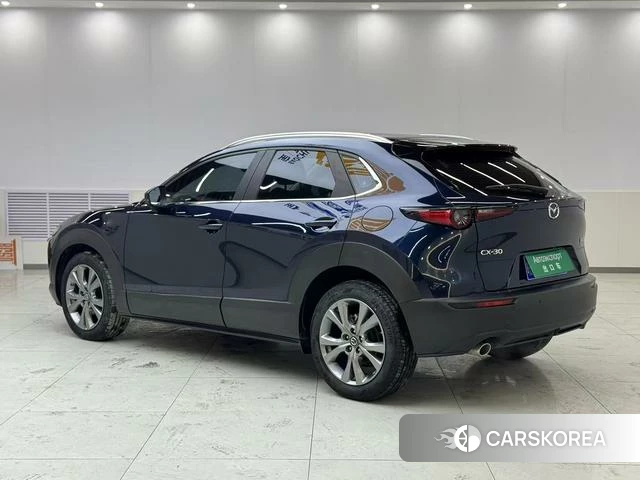 Mazda CX-30 2022 Синий из Китая