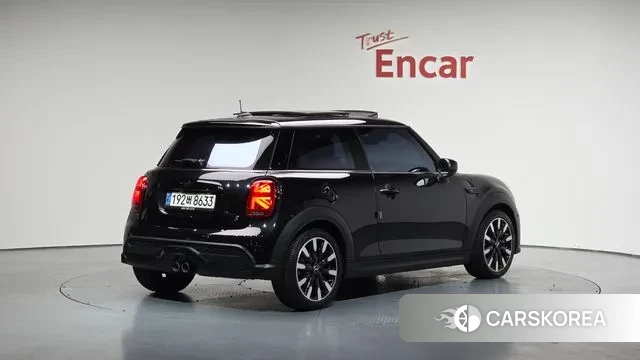 Mini Cooper S 2022 Черный из Кореи
