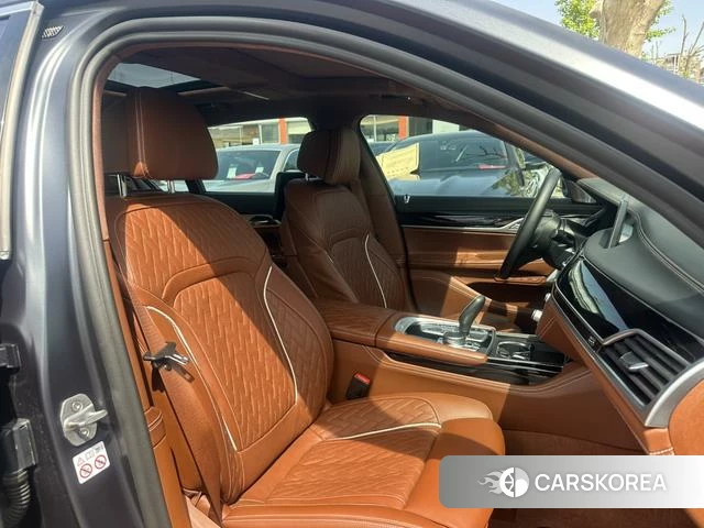 BMW 7 series id 4208903 из Китая