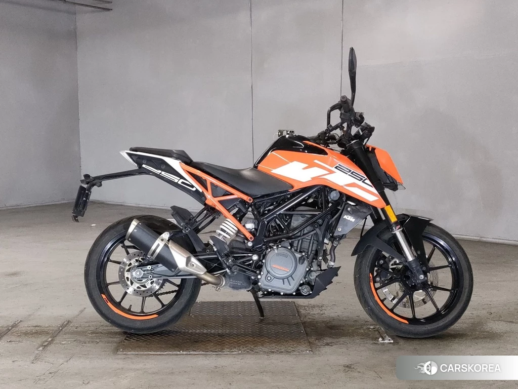 Проданный KTM 250 DUKE 2017 из Японии