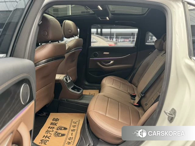 Mercedes-Benz E-class 2023 Белый из Китая