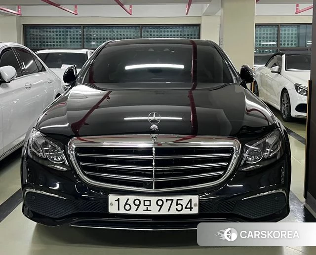 Mercedes-Benz E-Class W213 2019 Черный из Кореи