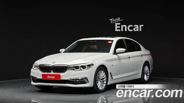 BMW 5 Series (G30) 2018 Белый из Кореи