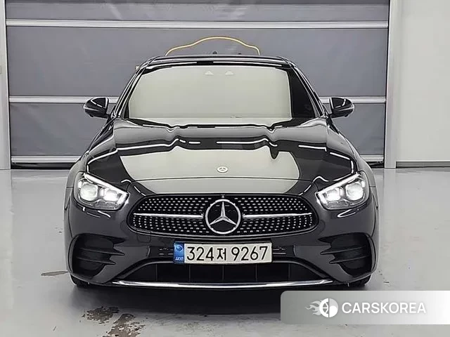 Mercedes-Benz E-Class W213 2021 Серый из Кореи