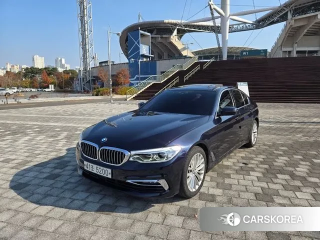 BMW 5 Series (G30) 2019 Синий из Кореи