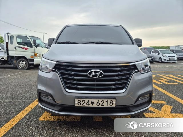 Hyundai The New Grand Starex 2019 Серый из Кореи