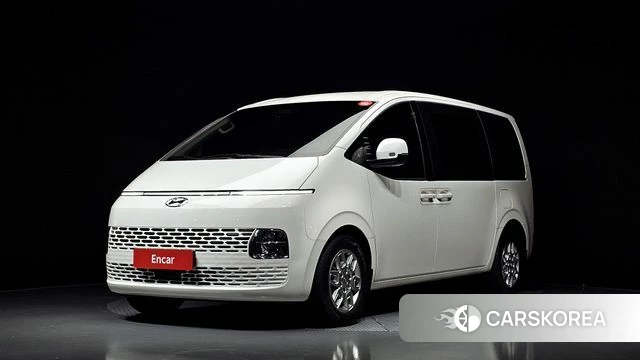 Hyundai Staria 2023 Белый из Кореи