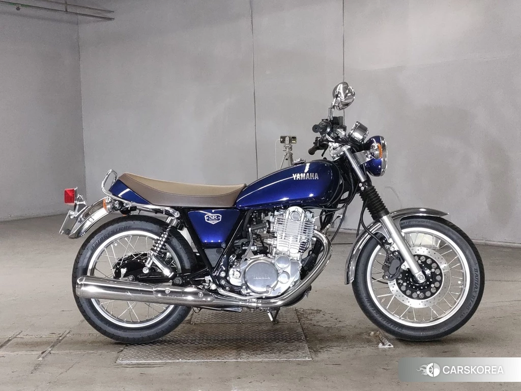 Проданный Yamaha SR 400 2021 из Японии, фото 2