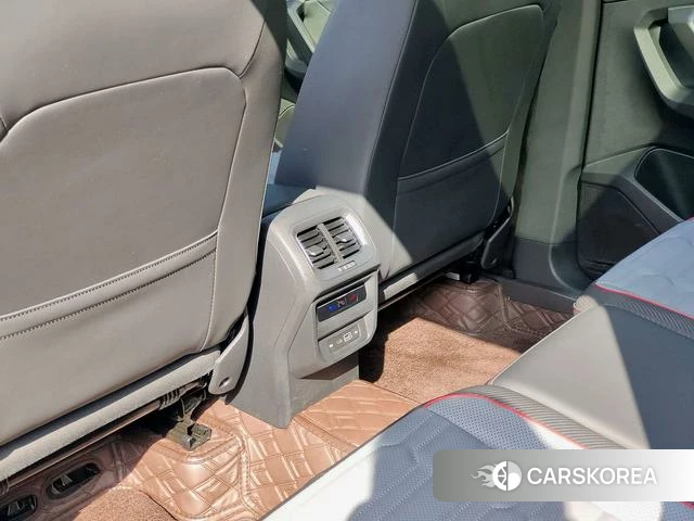 Volkswagen Tiguan L 2023 Белый из Китая