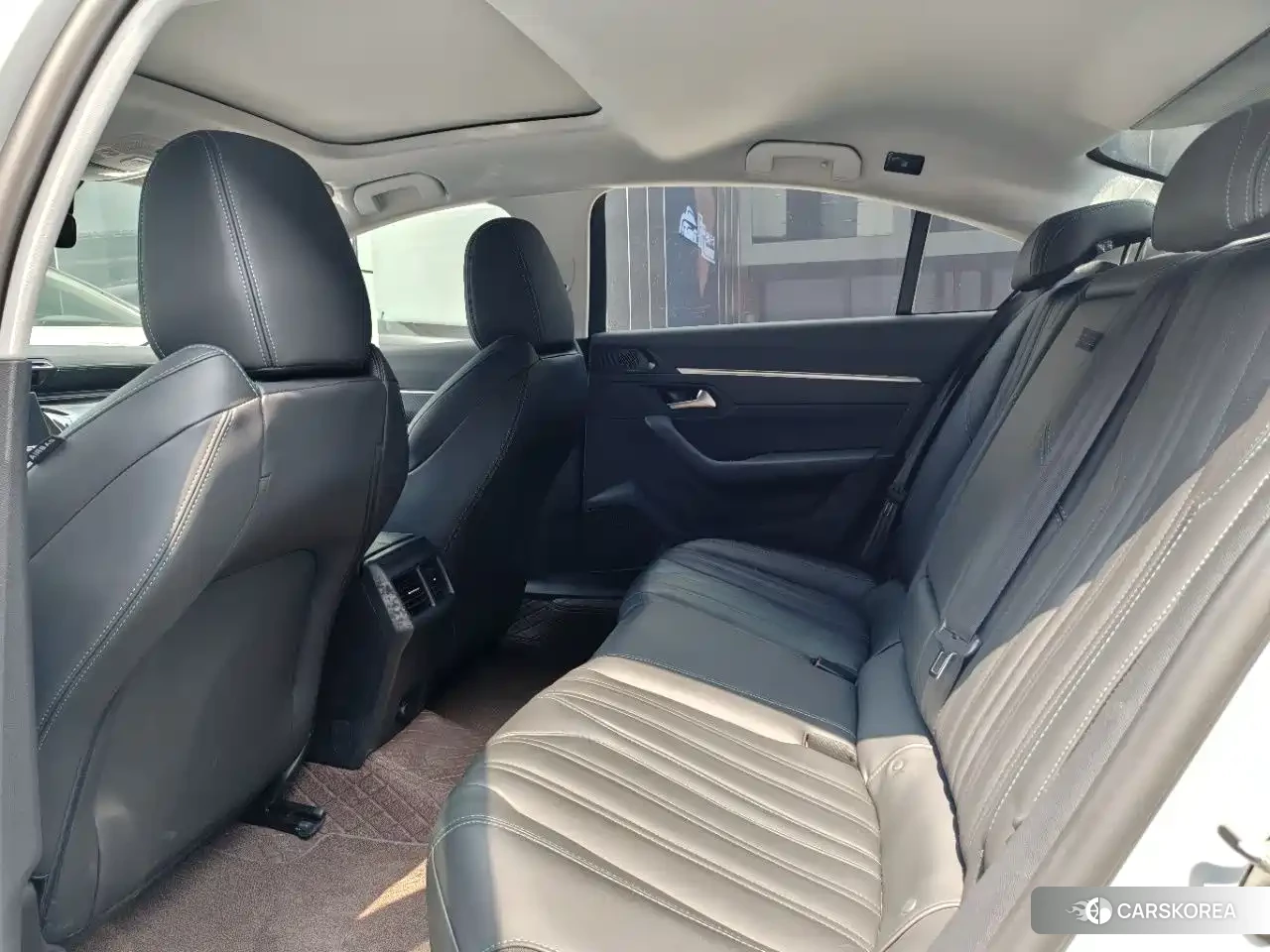 Peugeot 508 2025 Белый из Китая