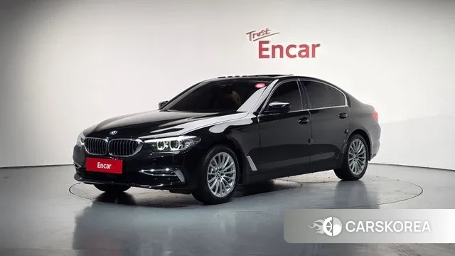 BMW 5 Series (G30) 2020 Черный из Кореи