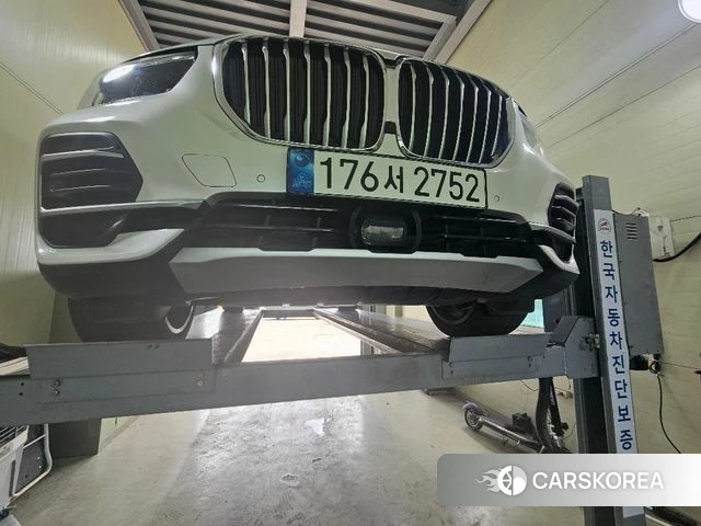 BMW X5 (G05) 2022 Белый из Кореи