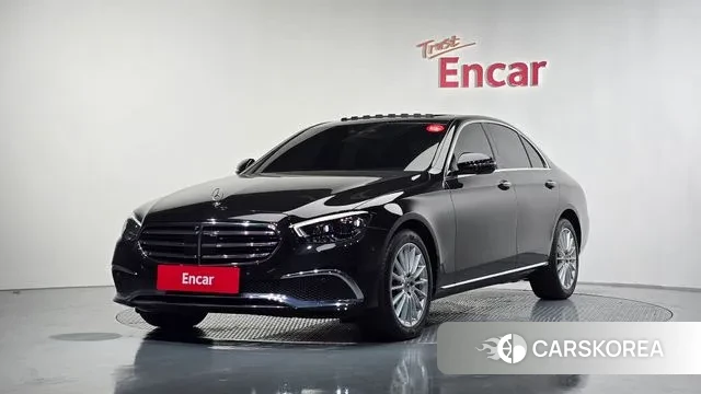 Mercedes-Benz E-Class W213 2023 Черный из Кореи