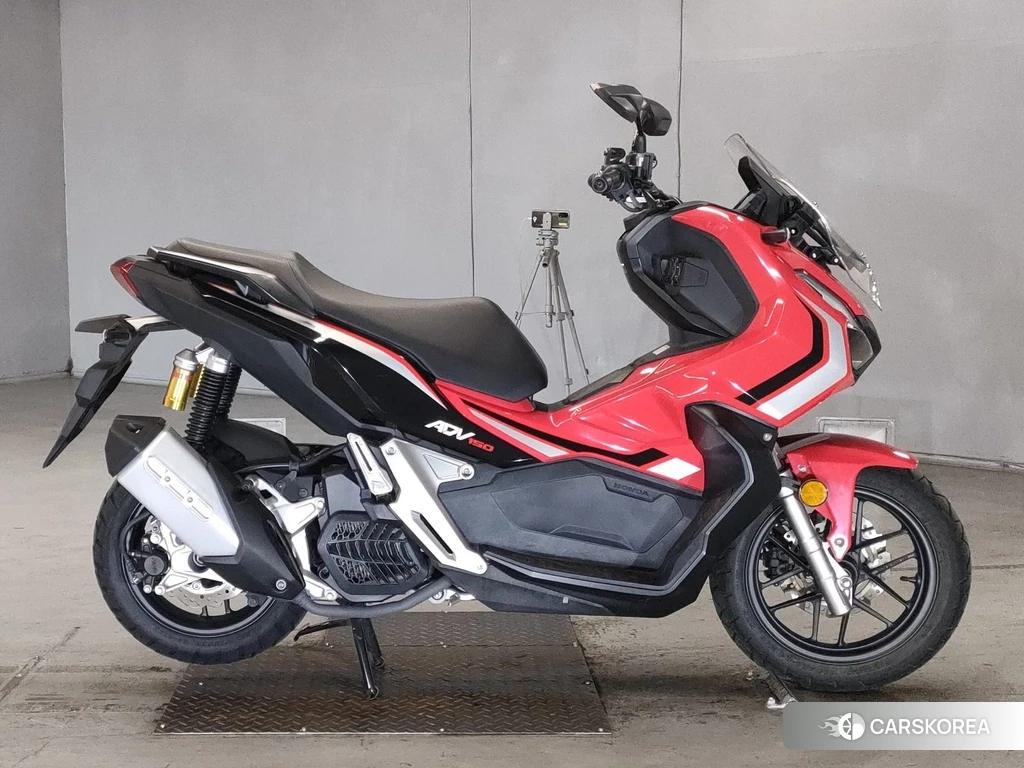 Проданный Honda ADV150 2019 из Японии, фото 2