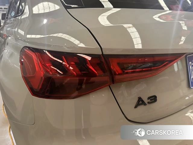 Audi A3 2024 Серебристо-серый из Китая
