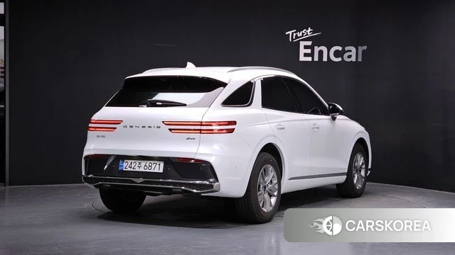 Genesis GV70 2024 Белый из Кореи