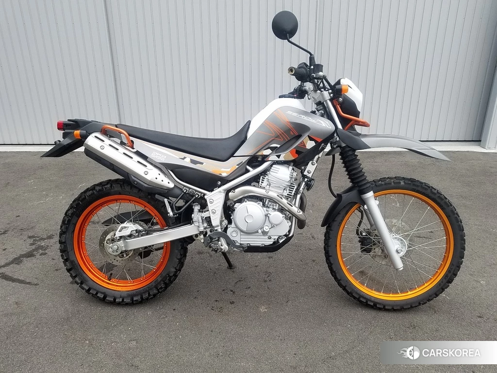 Проданный Yamaha SEROW 250 2015 из Японии