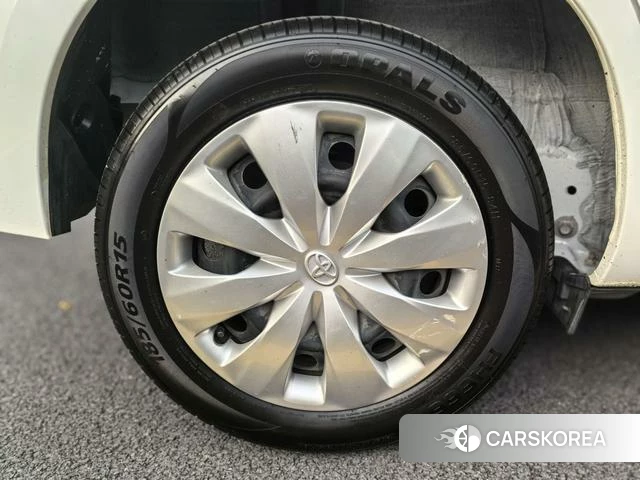 Toyota YARIS L Zhixuan 2021 Белый из Китая