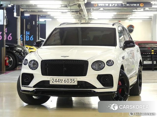Bentley Bentayga 2023 Белый из Кореи